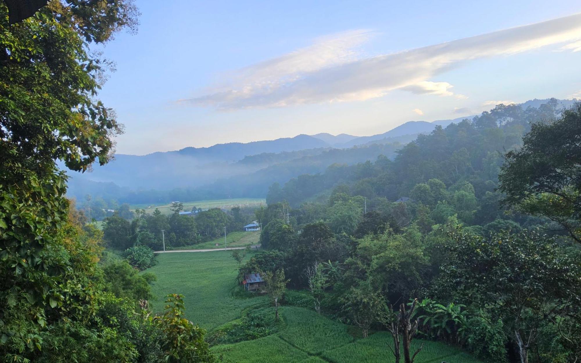 Balmy Hideout Cafe & Homestay Ban Huai Kaeo Extérieur photo