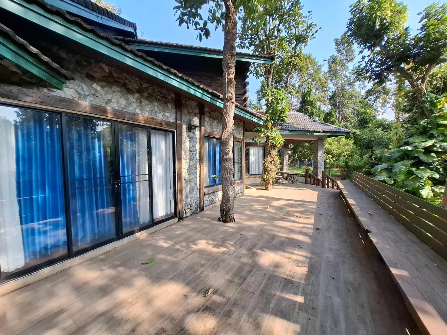 Balmy Hideout Cafe & Homestay Ban Huai Kaeo Extérieur photo