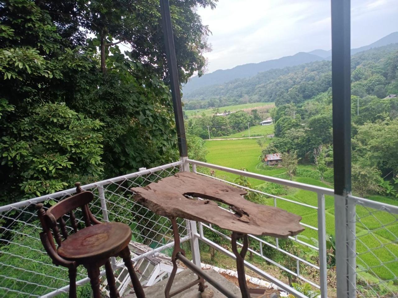 Balmy Hideout Cafe & Homestay Ban Huai Kaeo Extérieur photo